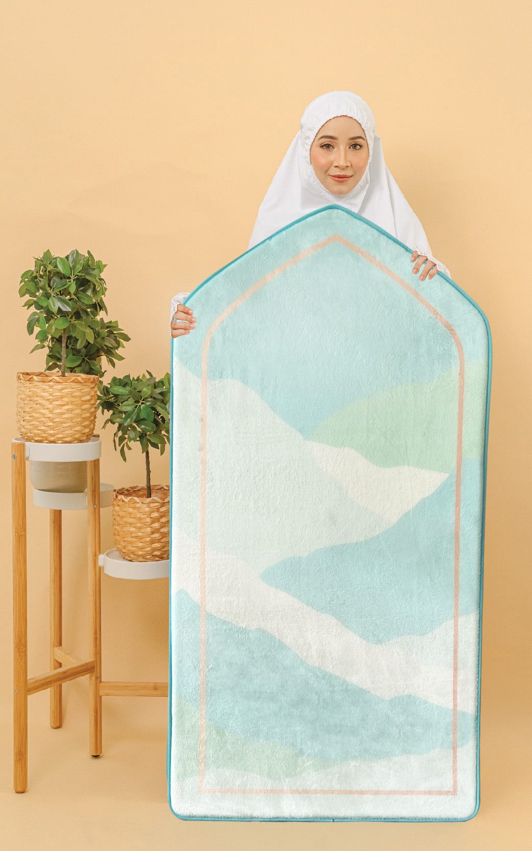 Quba Abstract in Turqoise