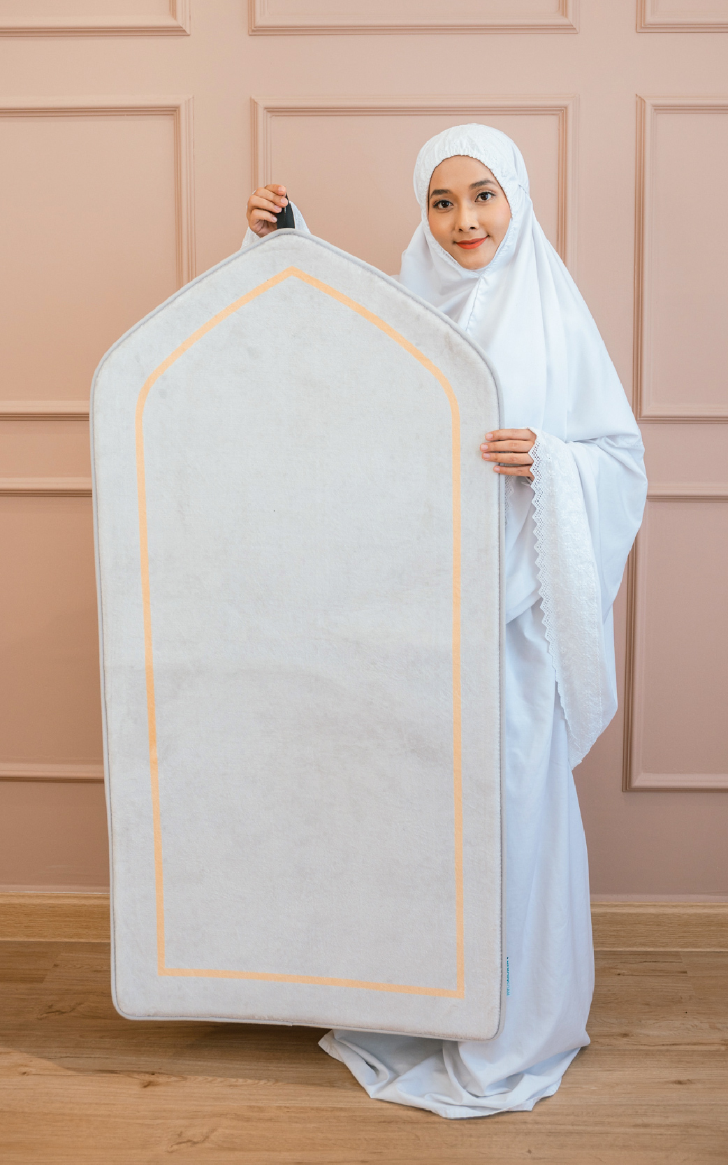 Quba Malikha in Westar Grey